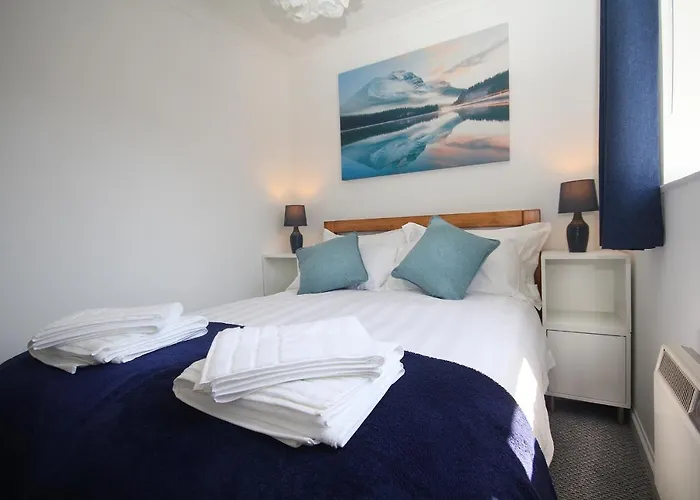 Chipad Mono - Quality City Centre Apartment, With Free Parking Space