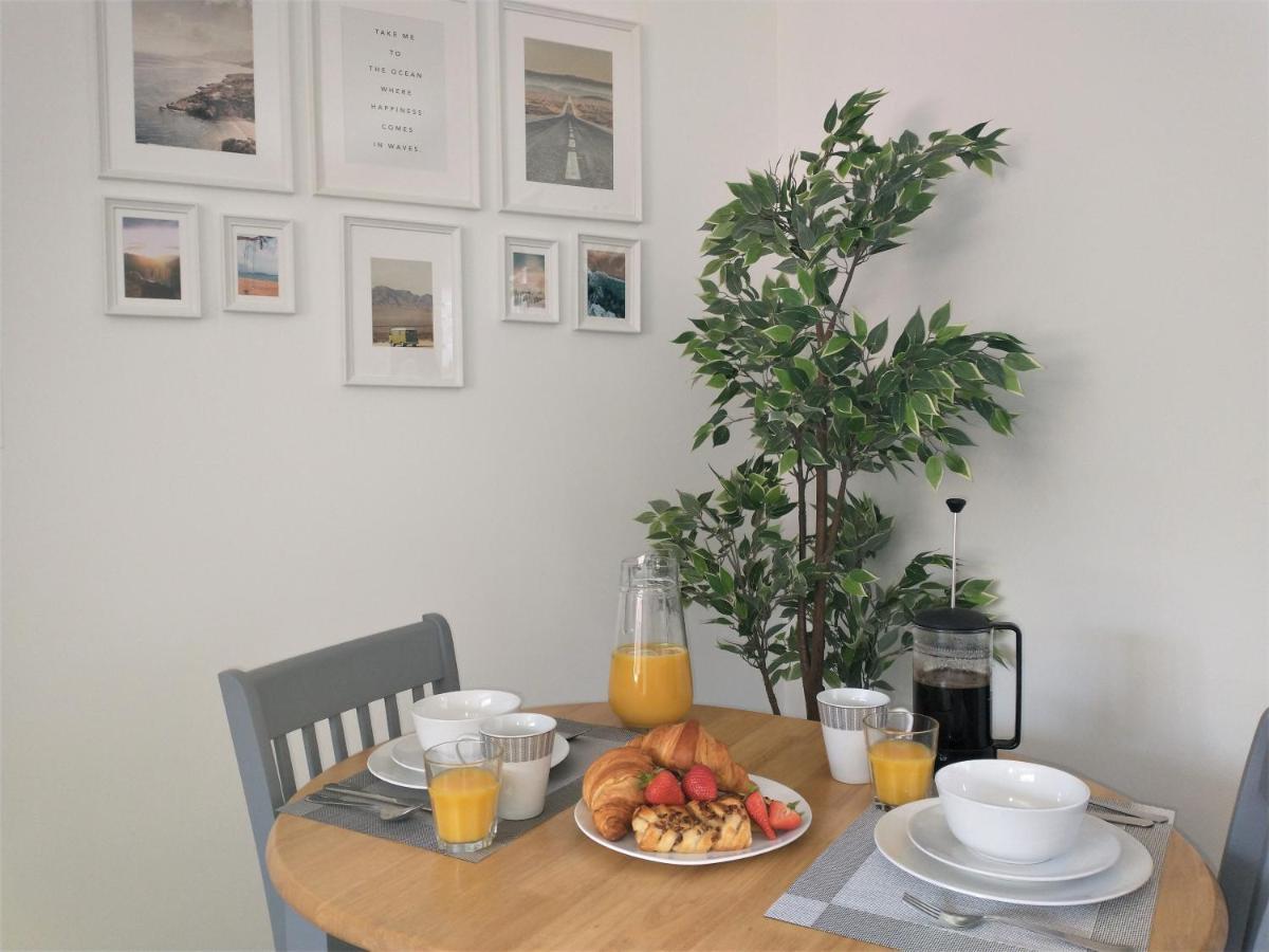 Apartment Chipad Mono - Quality Centre Apartment, With Free Parking Space Chichester